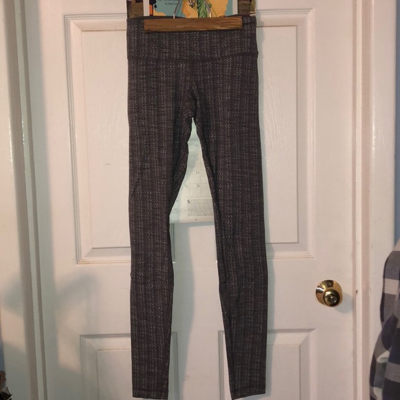 Lululemon leggings new without tags - Picture 2 of 7